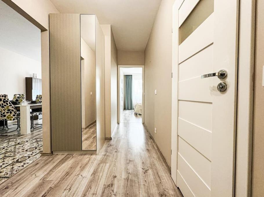 Apartament 201 Sloneczna Klecina فروتسواف المظهر الخارجي الصورة
