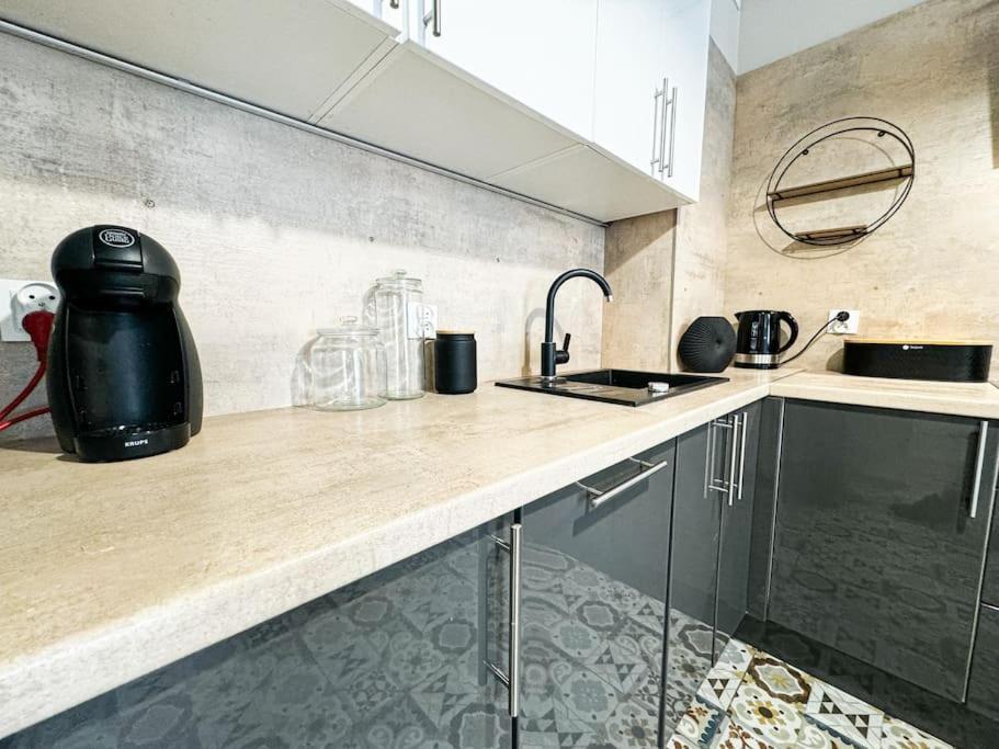 Apartament 201 Sloneczna Klecina فروتسواف المظهر الخارجي الصورة