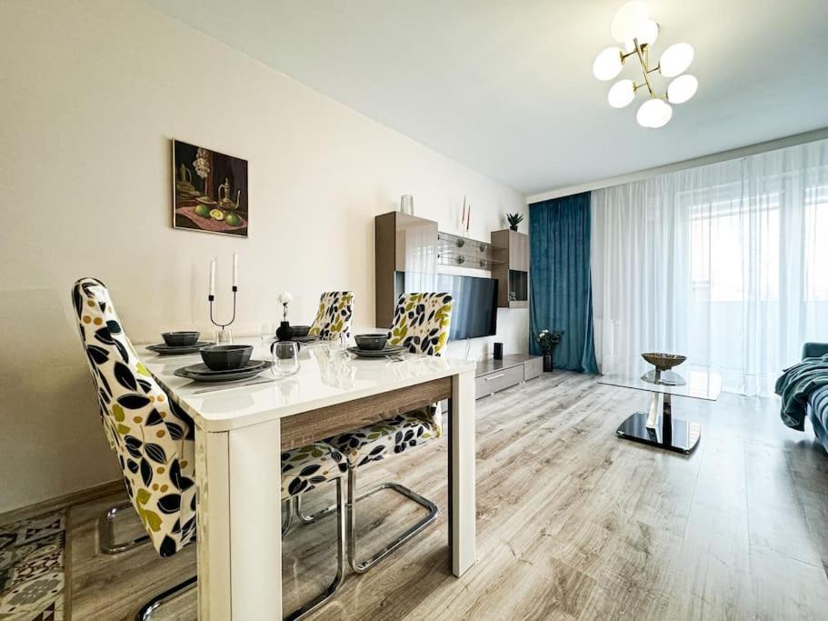 Apartament 201 Sloneczna Klecina فروتسواف المظهر الخارجي الصورة